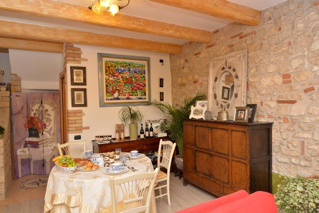 B&B Corte Giare SantʼAmbrogio di Valpolicella Exterior foto